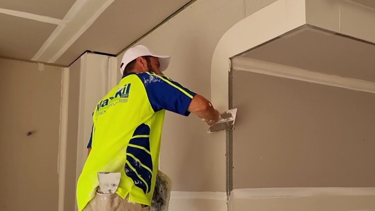 Drywall Finishing with Hawk and Trowel Backwards