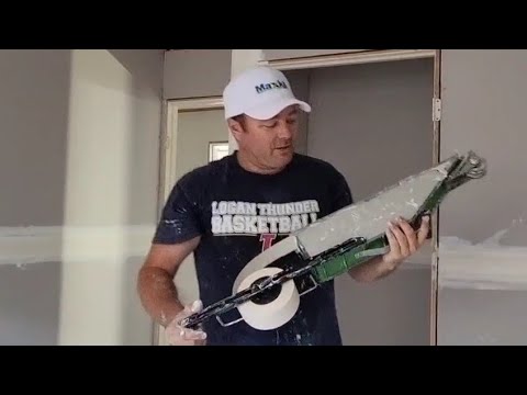 Tape Drywall Inside Corners