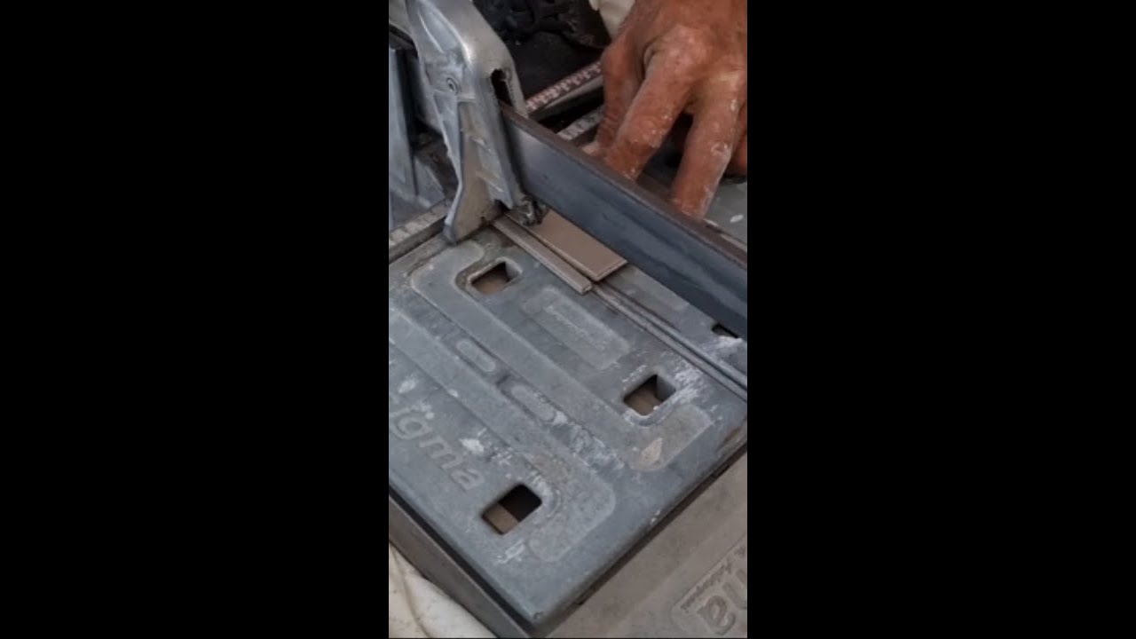 How to Cut a Small Tile with a Tile Cutter